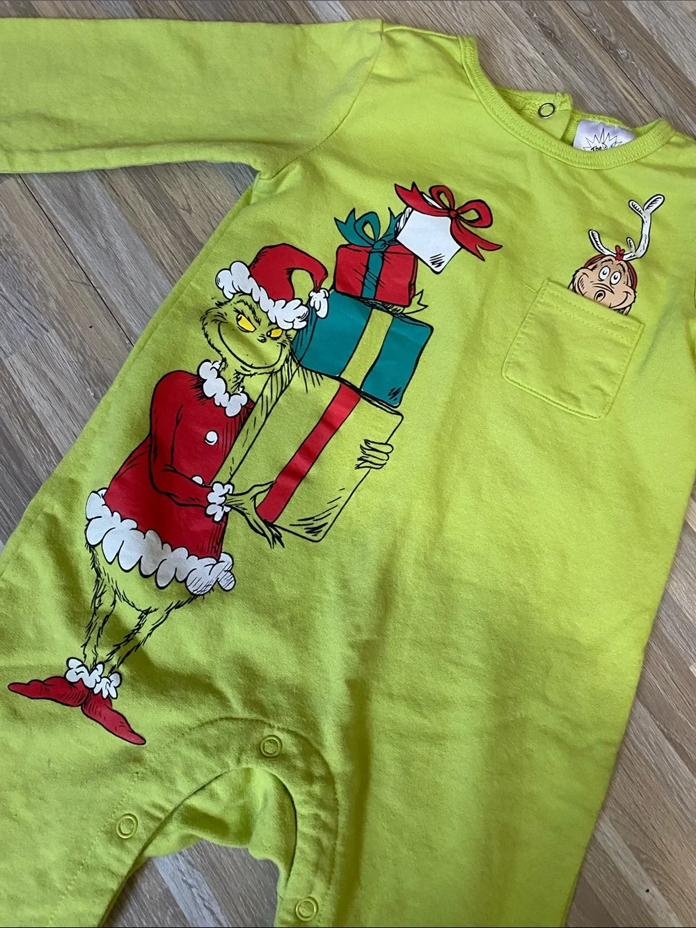 DR SEUSS The Grinch onesie size baby 18 months